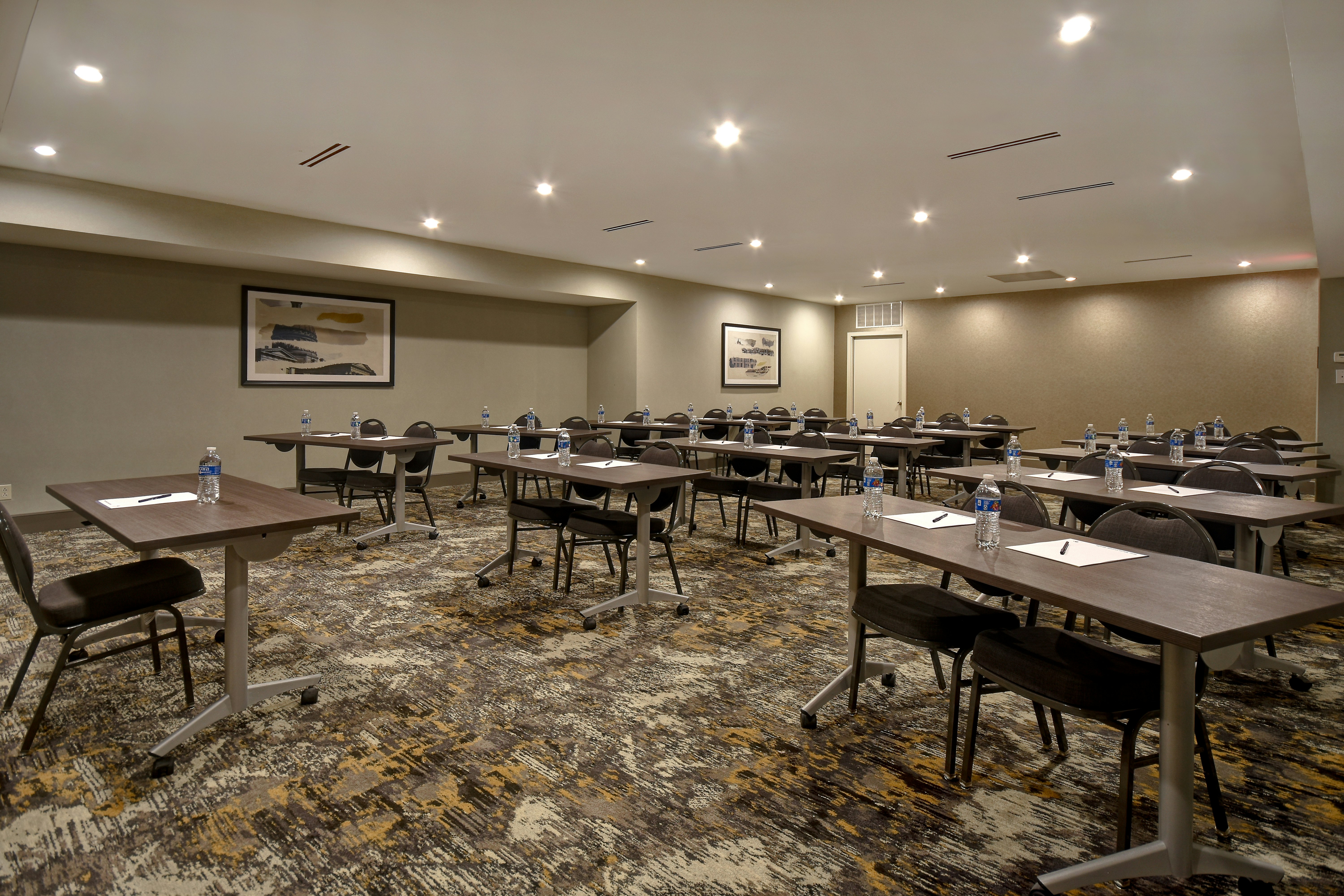 Doubletree By Hilton St Louis Airport Mo 50/59
