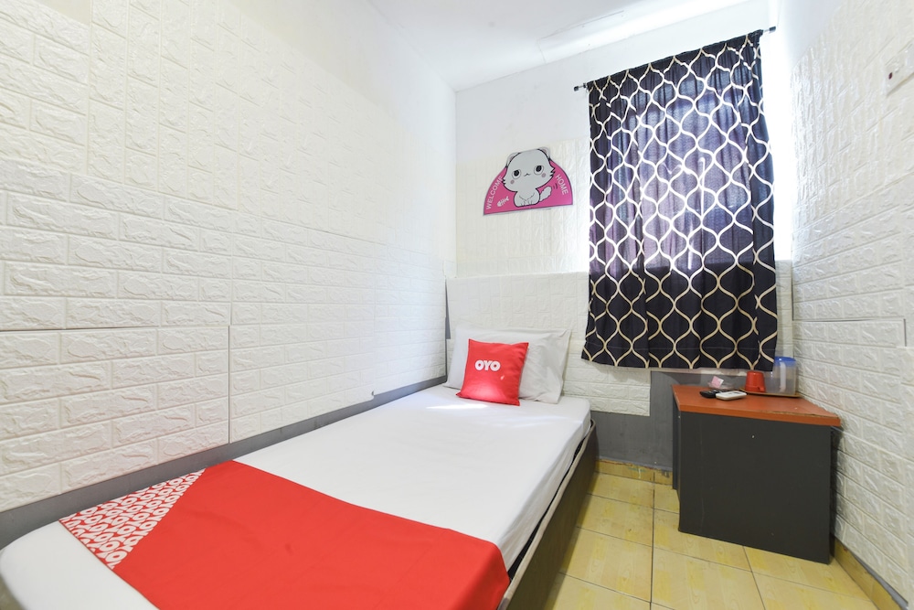 Hotel O Indah 32/50