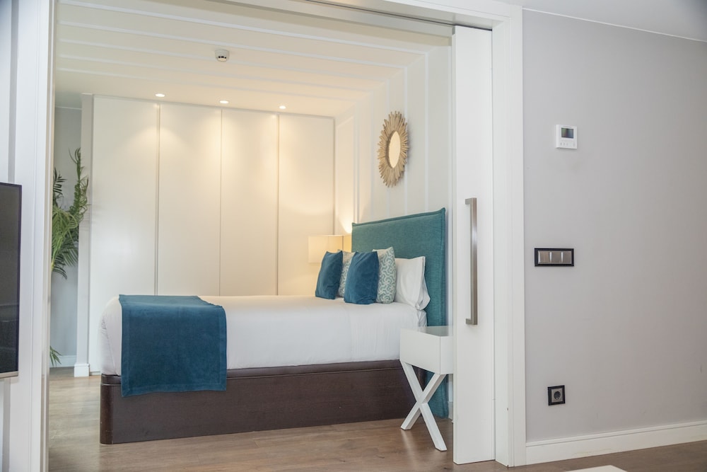 SmartRental Collection Gran Via Centric II 21/57