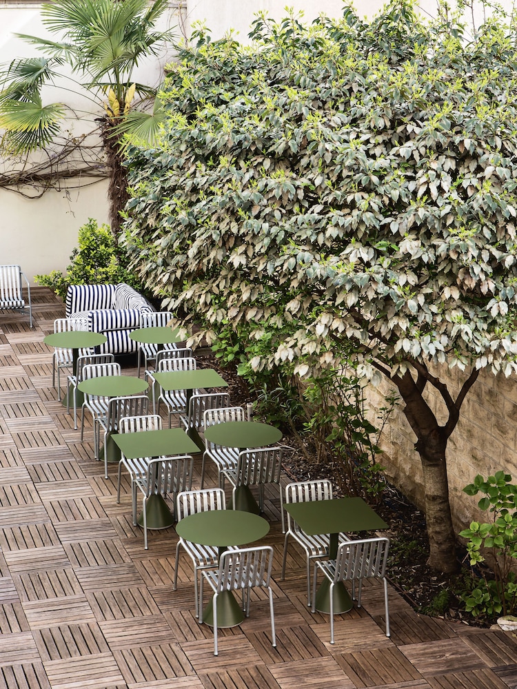 Hotel Rosalie in PARIS