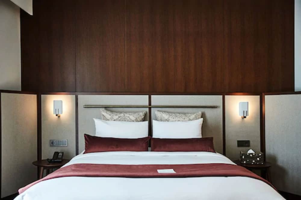 La Casa Hotel Seoul 24/80