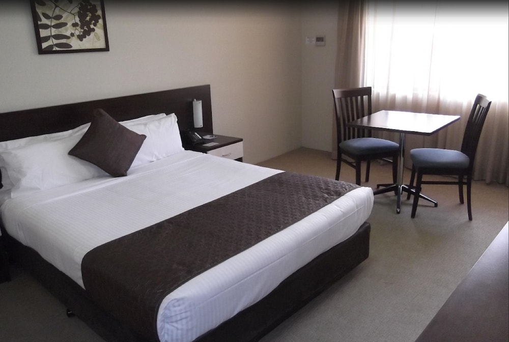 175 Hotel Westmead 18/39