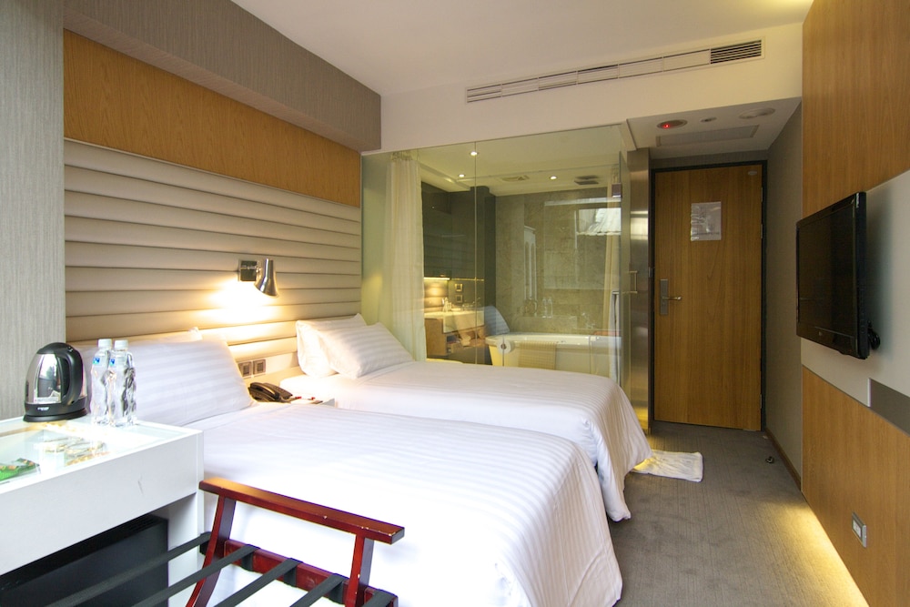 W5 Best Hotel 12/54