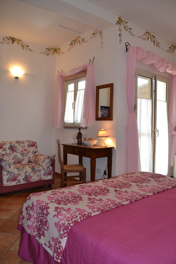 Room, Double Bed