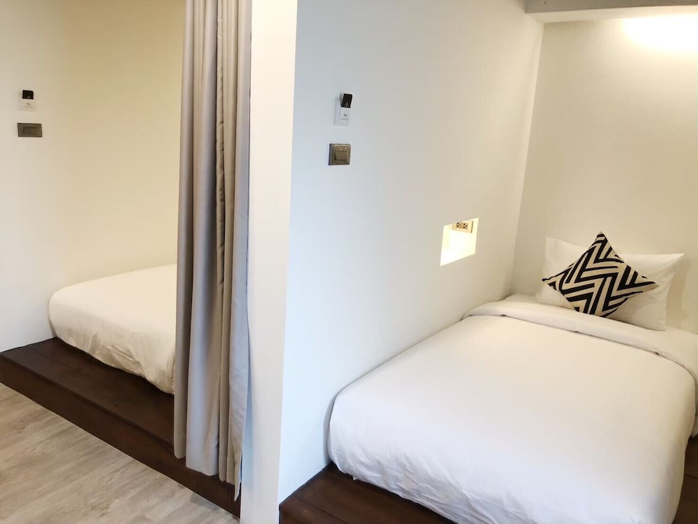 The Entaneer Poshtel - Hostel 14/42