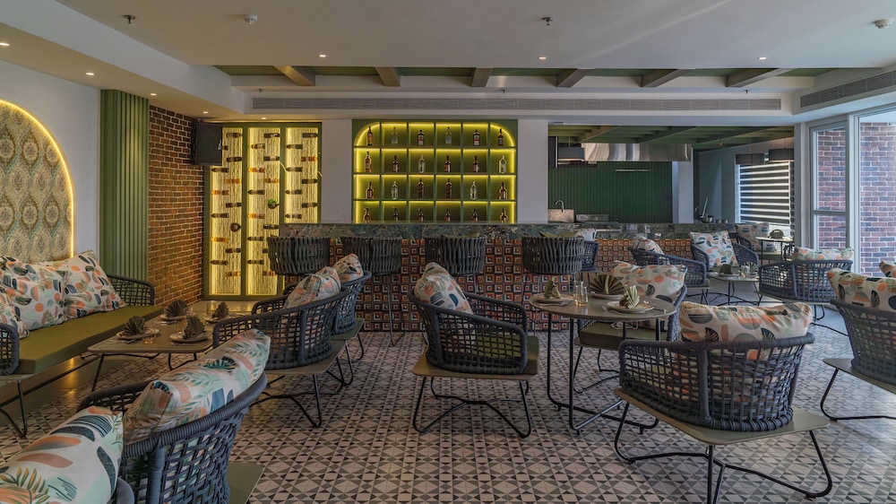 Regenta Place Amritsar 82/92