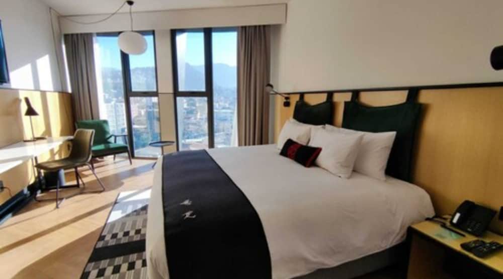 Met Hotel 16/50