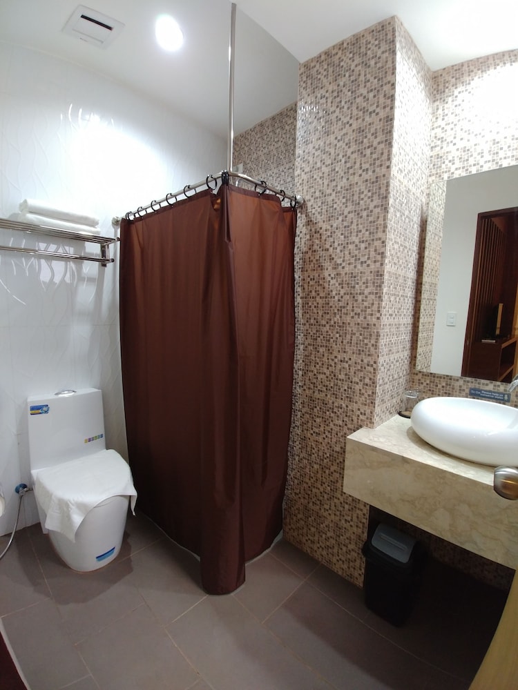 Bed+Bath Serviced Suites 29/66