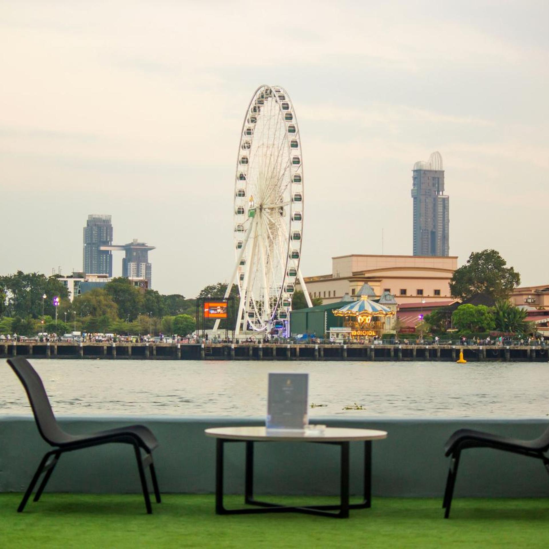 Anandpura Riverside Hotel 38/40