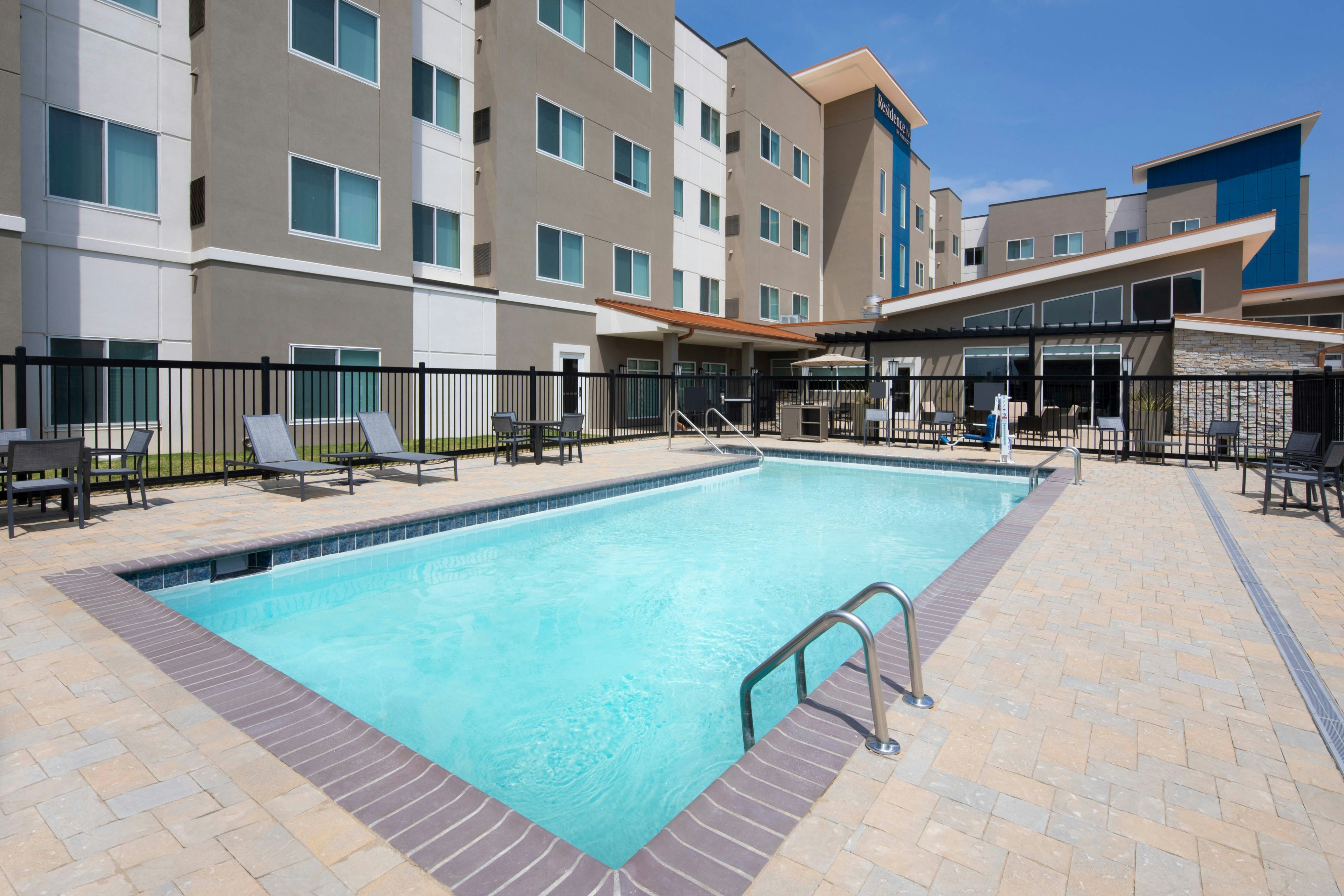 Residence Inn by Marriott Waco South 50/50