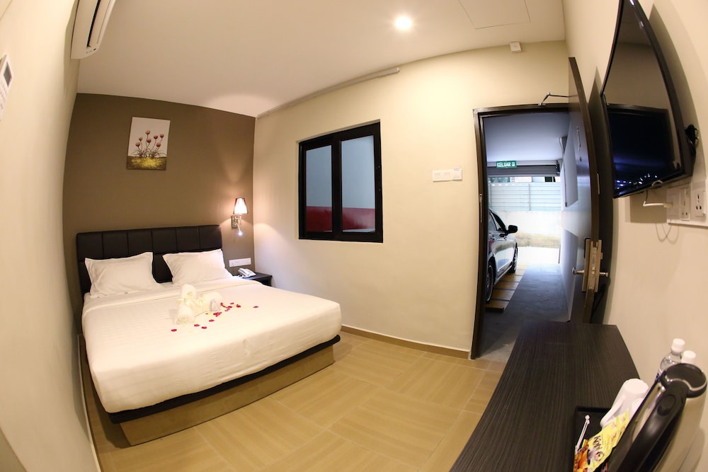 GL Hotel 7/39