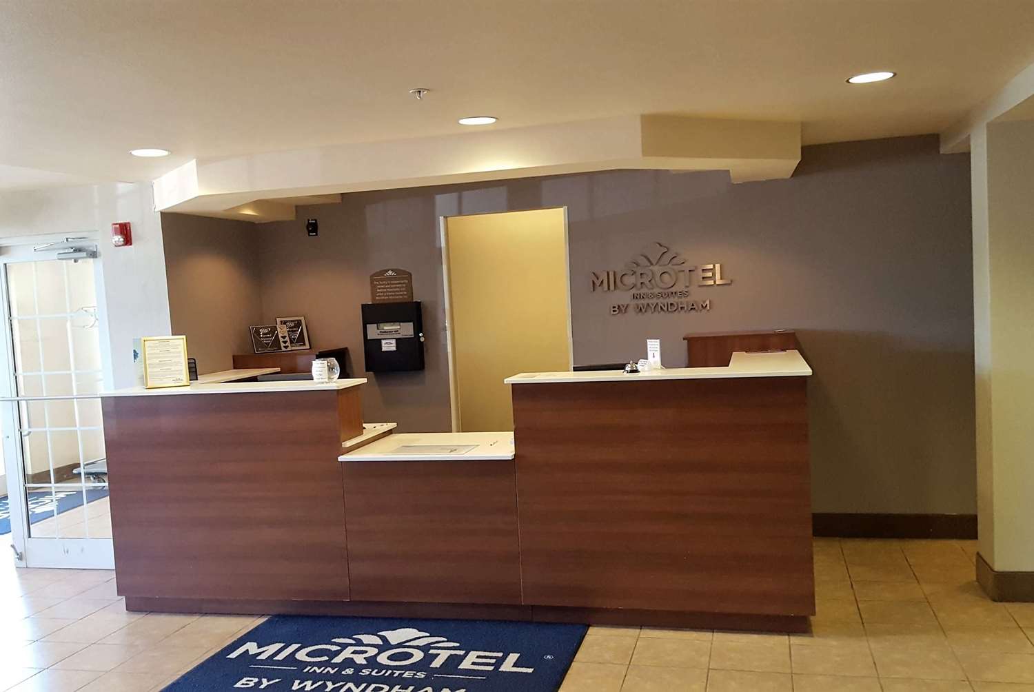 Microtel Inn Suites Bellevue 1/7