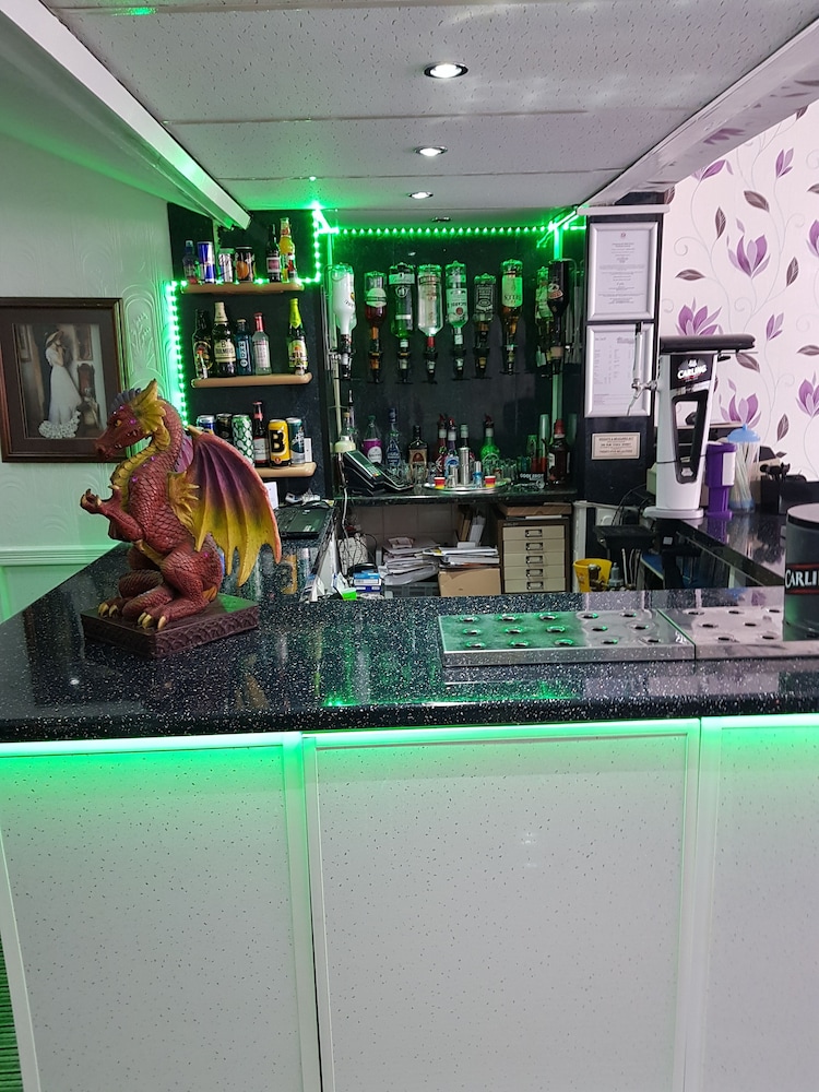 Trentham Private Hotel 10/50