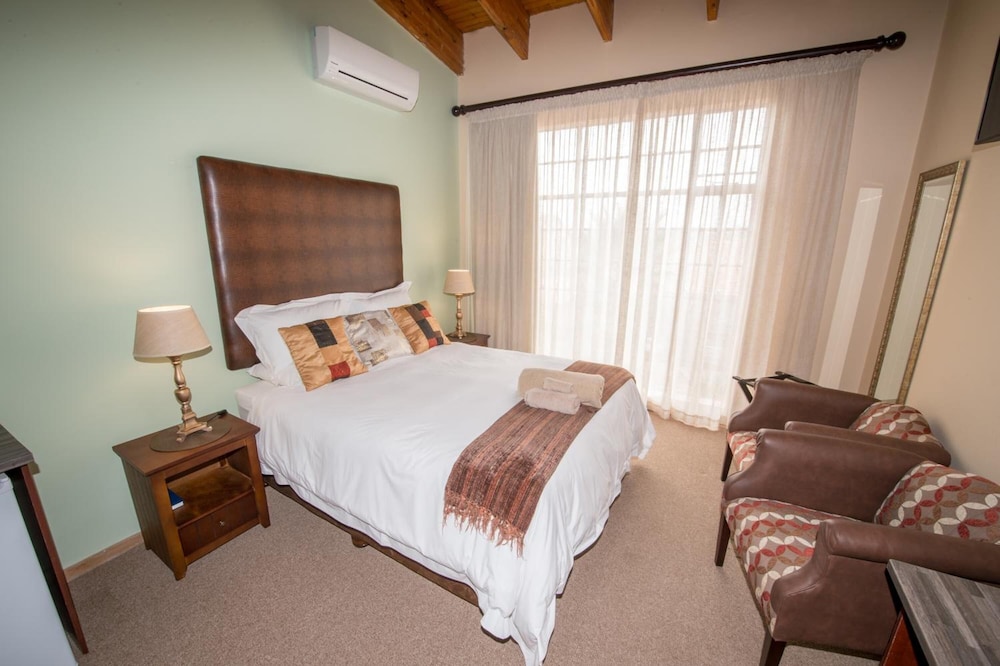 Sunset Manor Guest House 22/50