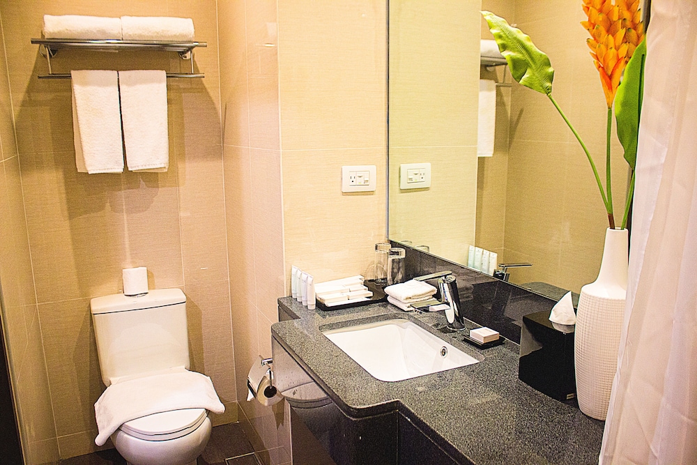 Hotel Lucky Chinatown Binondo 44/53