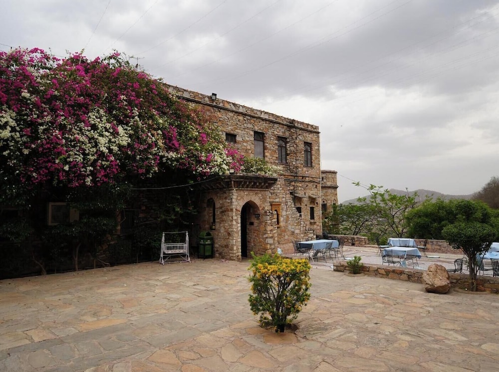 Fort Dadhikar, Alwar 43/50