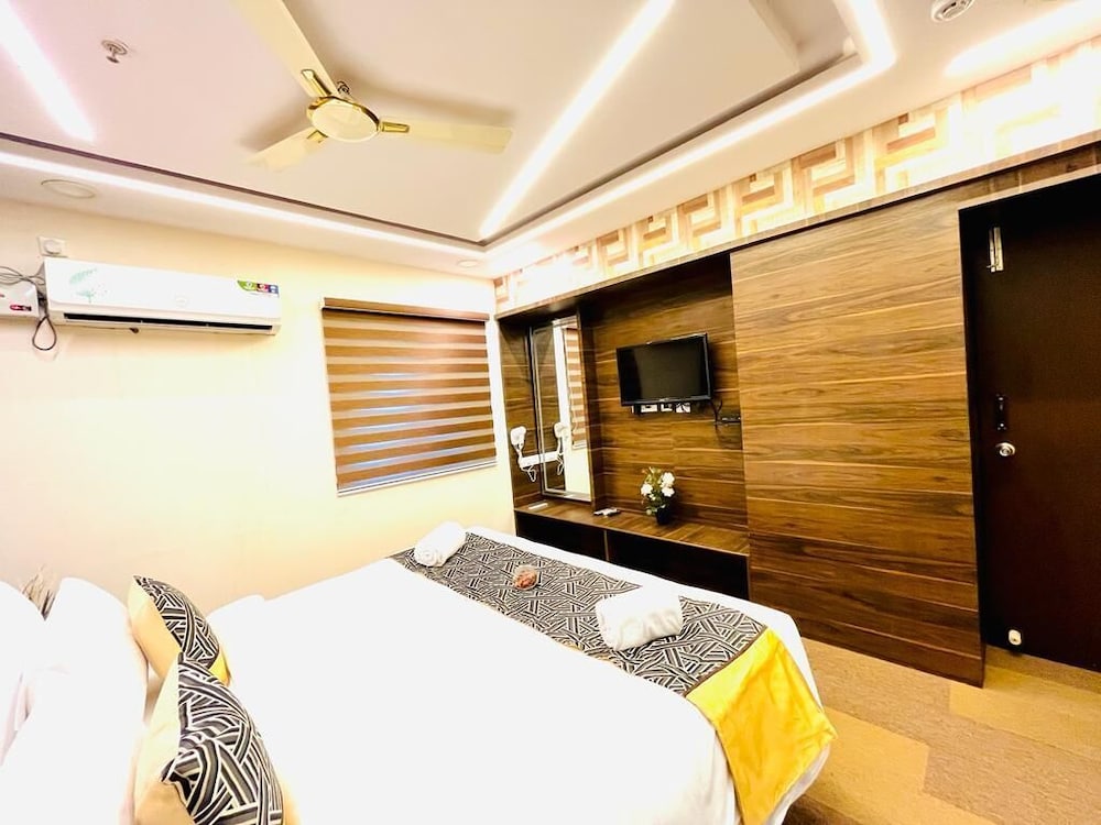 Rainbow International Shamshabad 22/50
