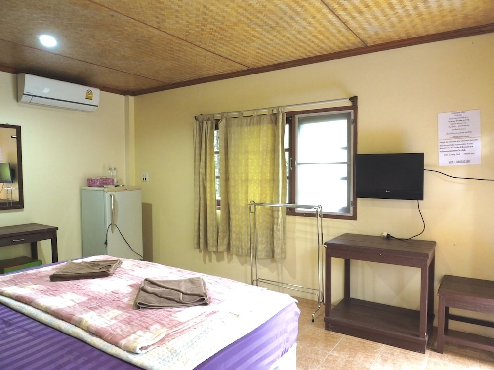 Koh Chang Hut Hotel 30/51