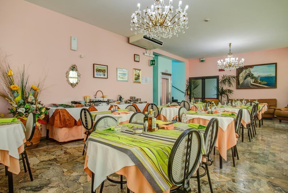 Hotel Diamante 41/50