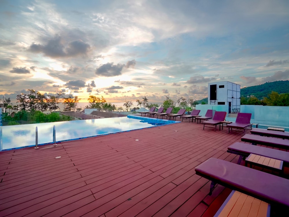 PHOENIX HOTEL KARON BEACH 19/50