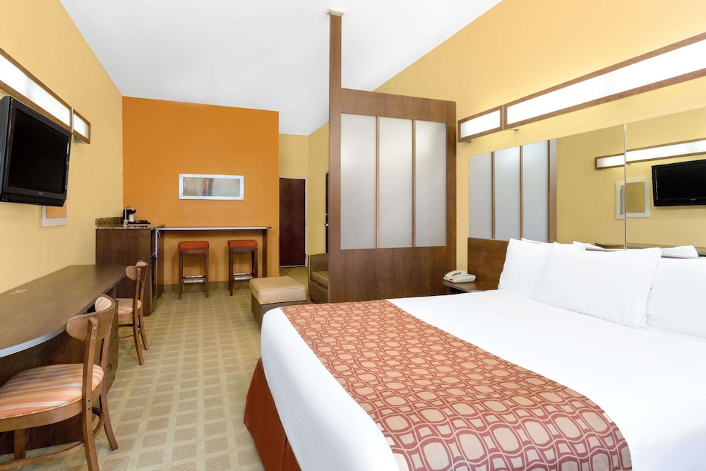 Microtel Inn Suites By Wyndham Greenville University Med 13/44