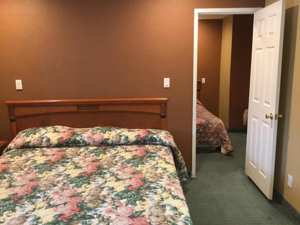 Beverly Inn 12/64