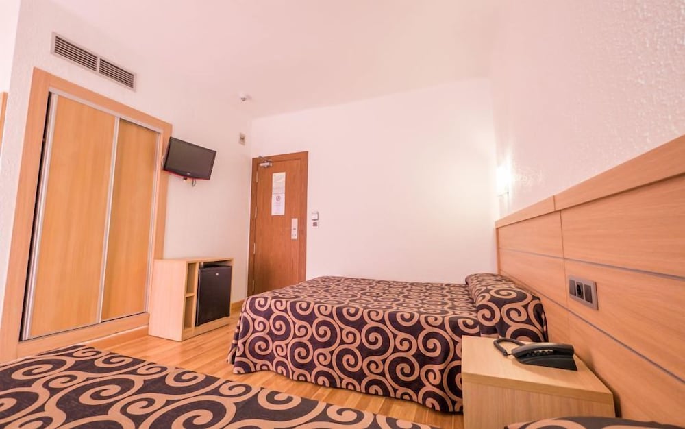 HOTEL TOSSA CENTER 18/31