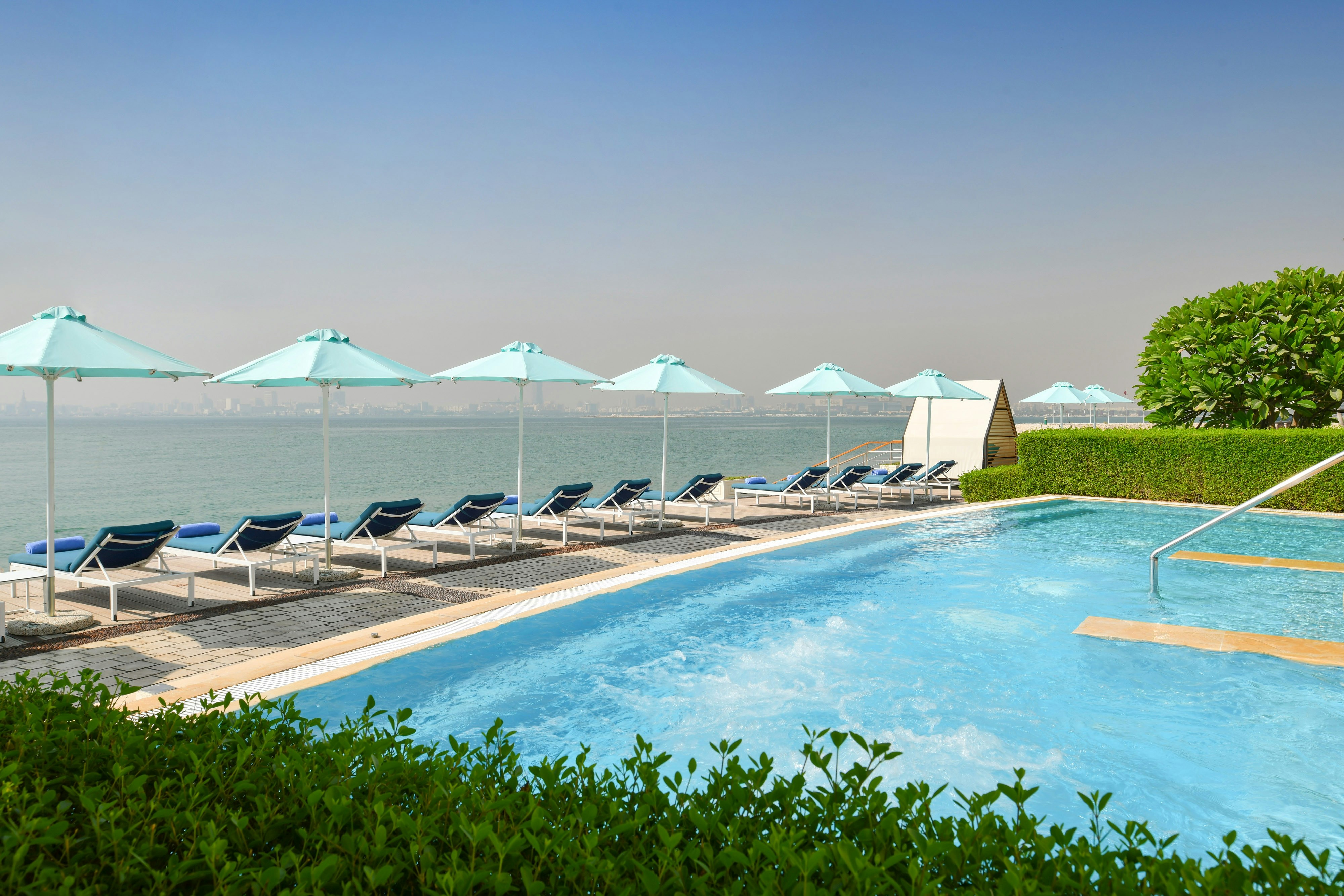 Sheraton Grand Doha Resort & Convention Hotel 70/80