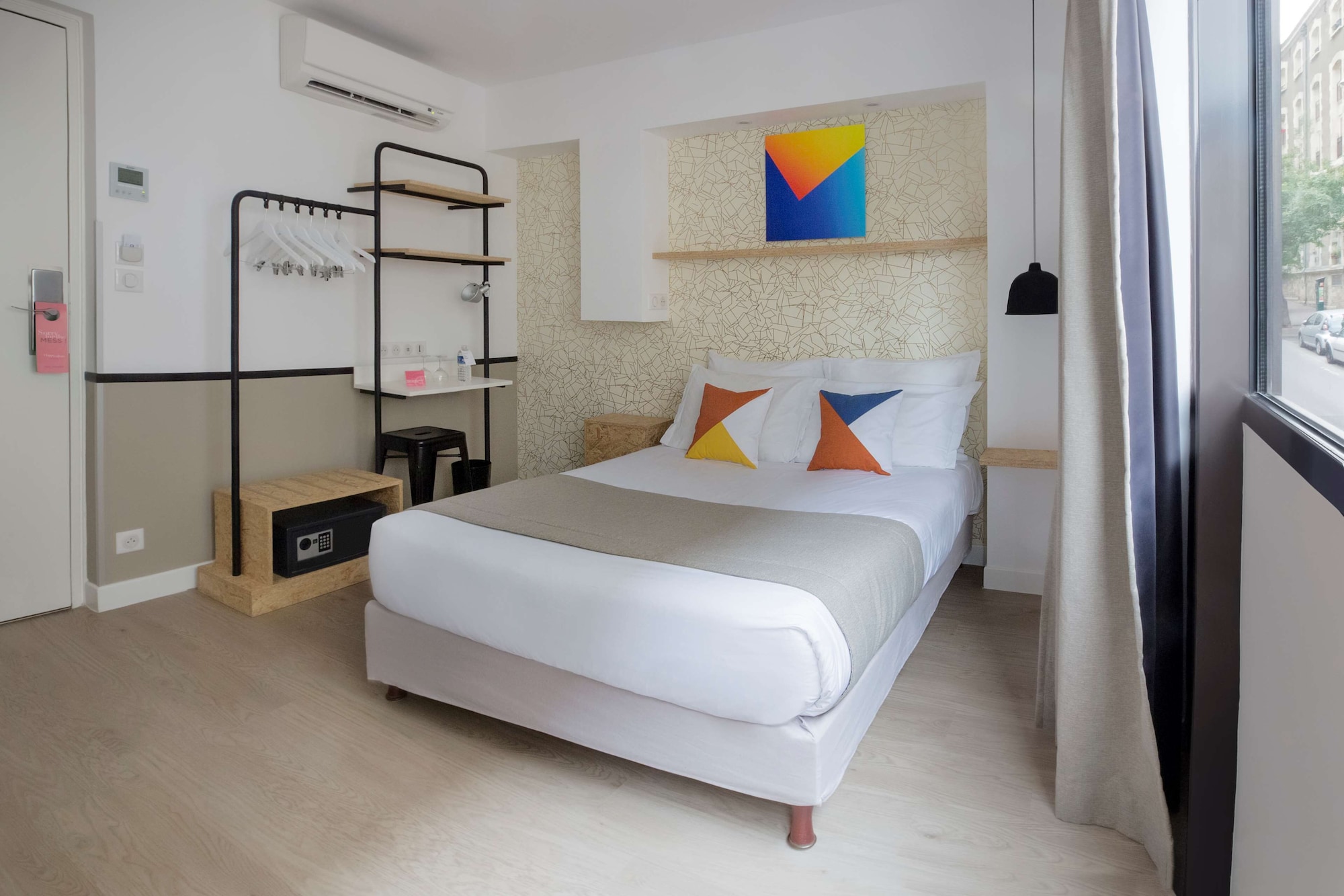 COMFORT, DOUBLE BED
