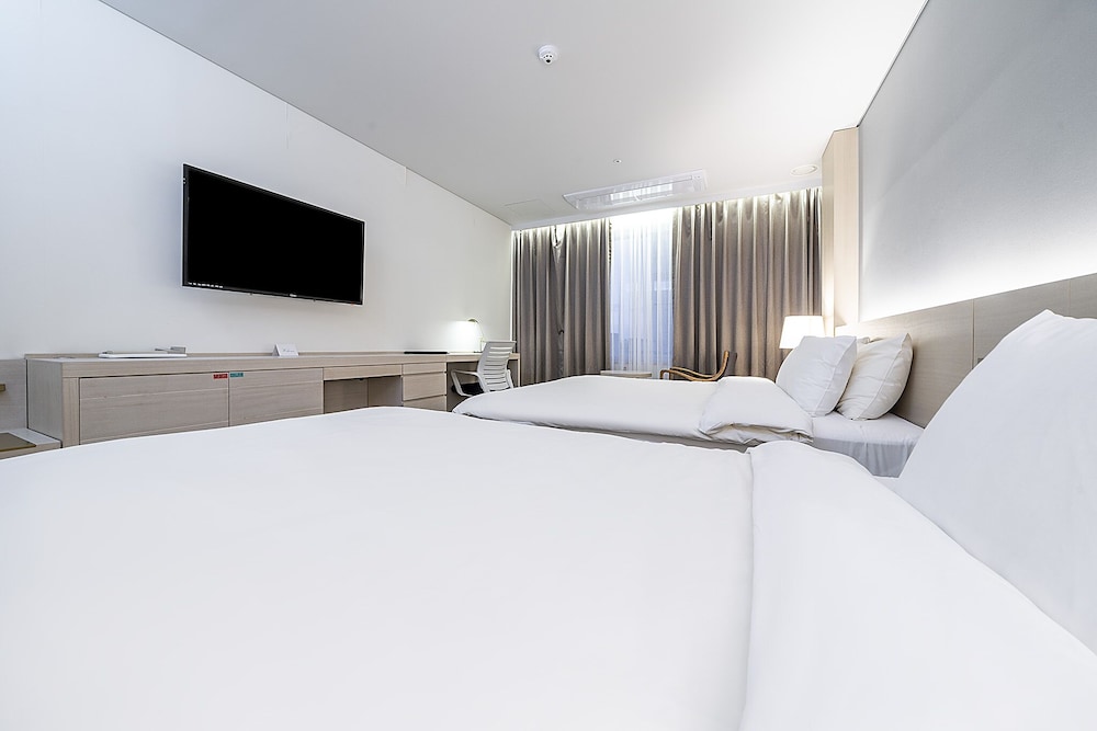 Wonju Citi Hotel 25/55