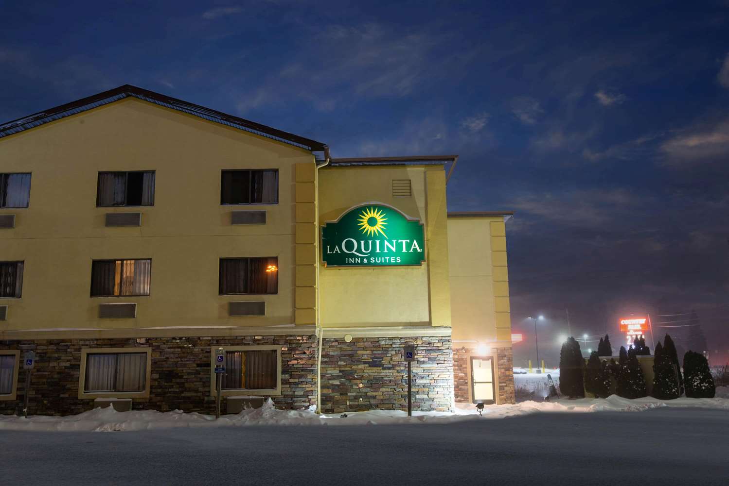 La Quinta Inn & Suites by Wyndham Erie 3/51