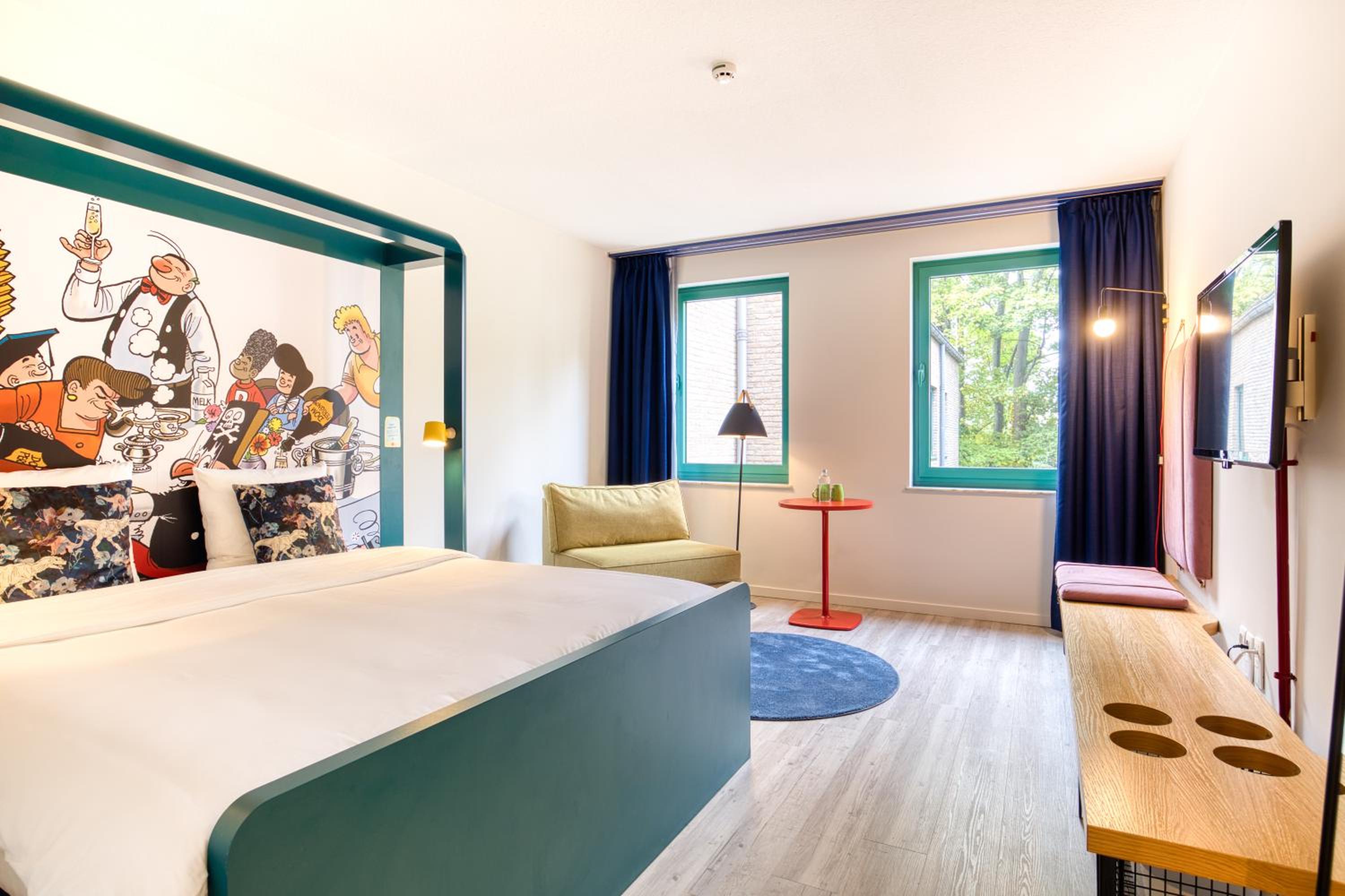غرفة ثلاثية مع أريكة، B&B Hotel Brussels Centre Louise 8/10