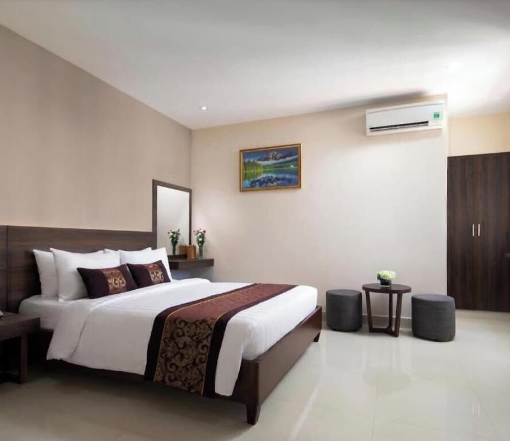 SUPERIOR, DOUBLE BED, NO WINDOW