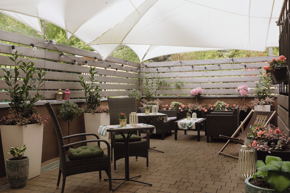 Liv Inn Aparthotel 52/66