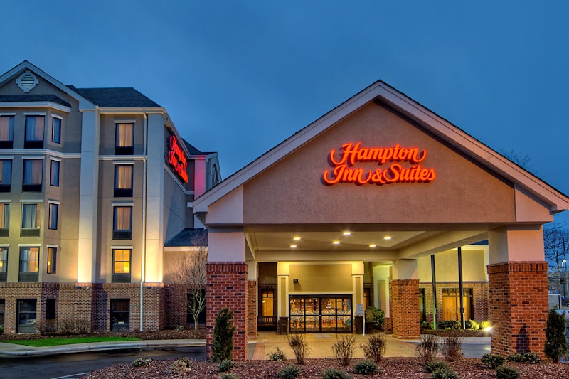 Hampton Inn Suites Asheville I 26 2/54