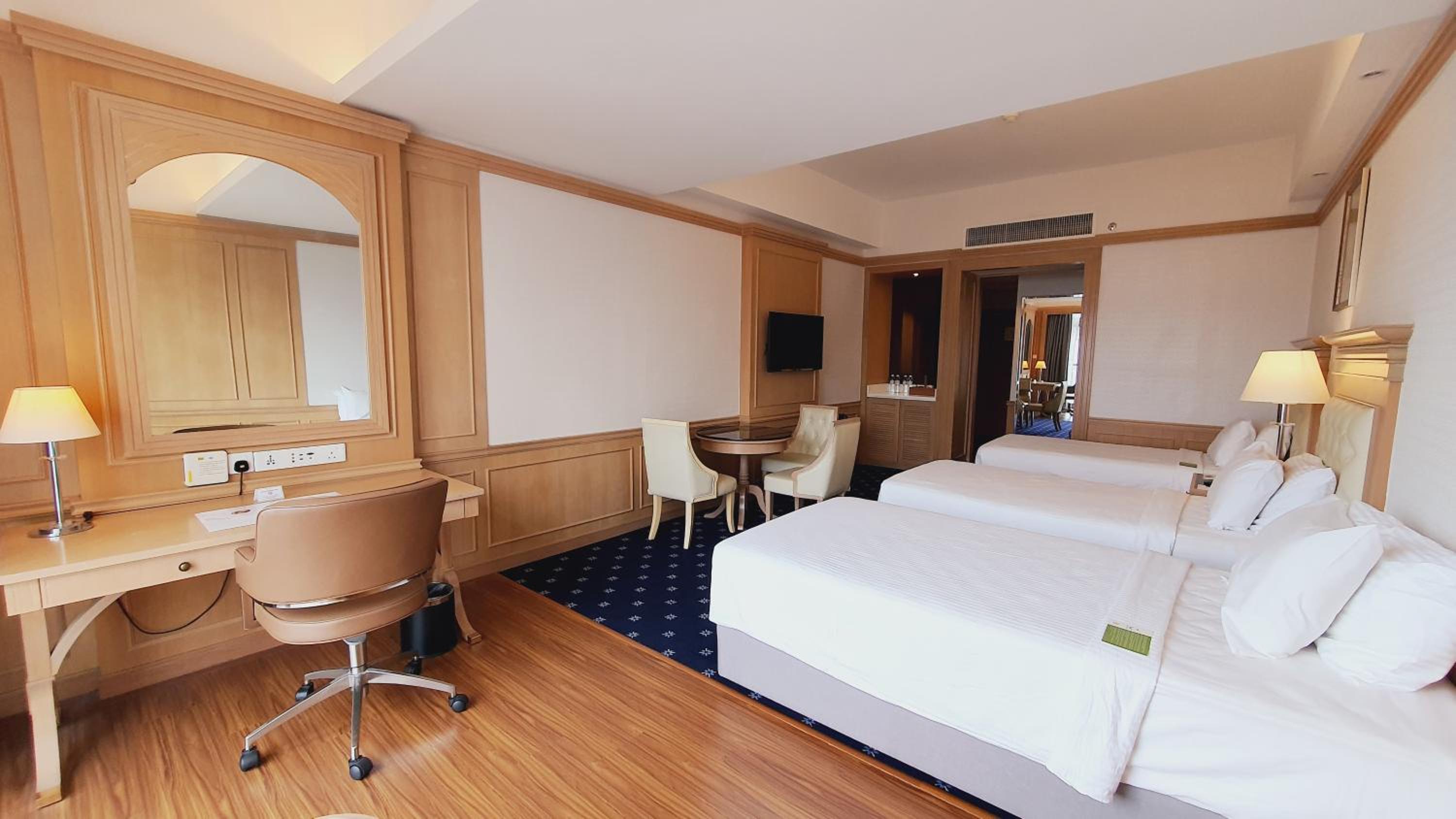 غرفة جونيور ثلاثية، Royale Chulan Penang 5/10