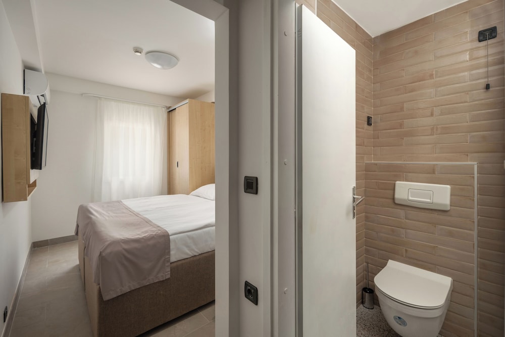 DELFIN HOTEL 22/22