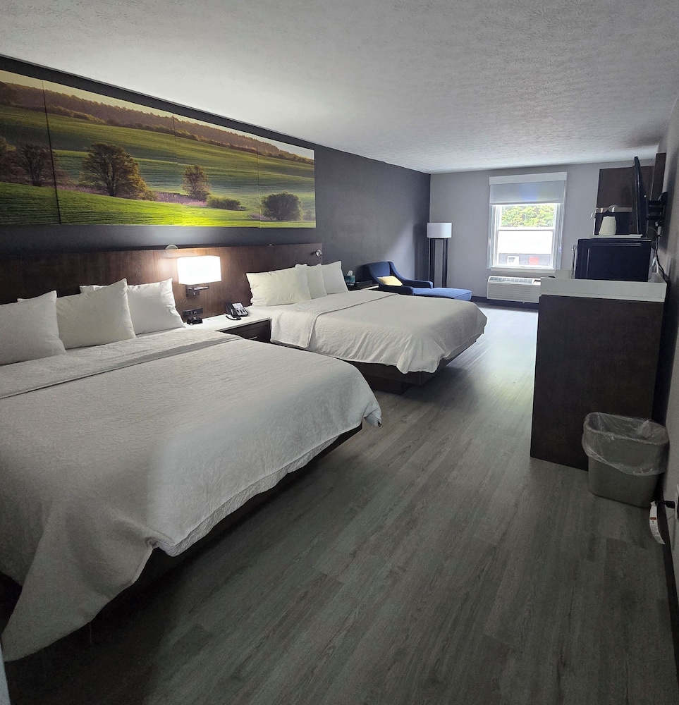 Luxor Inn & Suites 21/52