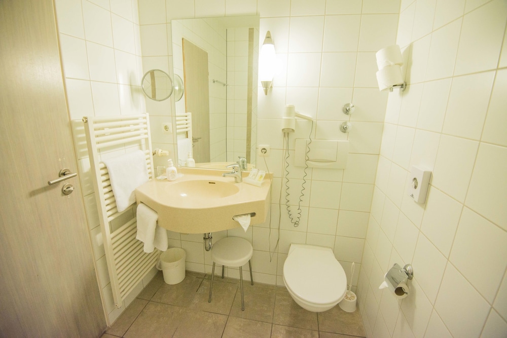 Ringhotel Alpenhof 68/71
