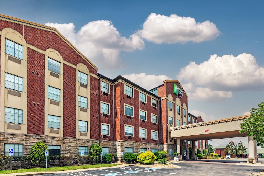 Holiday Inn Express Hotel and Suites Tulsa S Broken Arrow Hwy 51 1/80