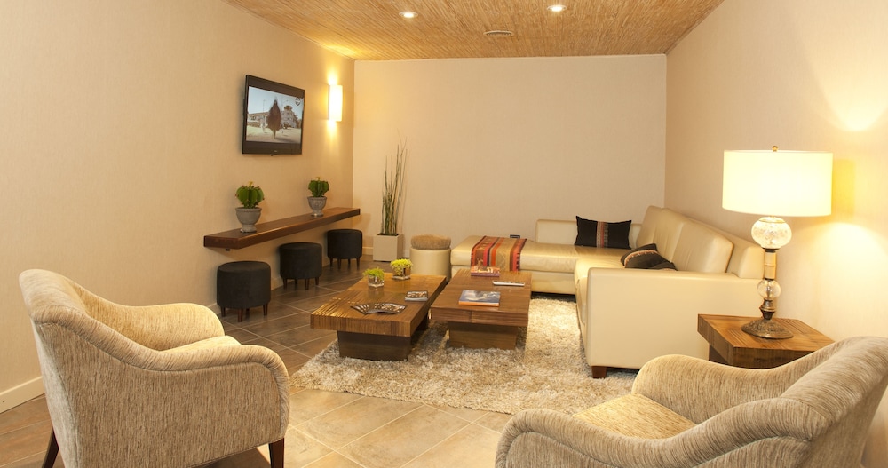 Bahía Redonda Hotel 27/50