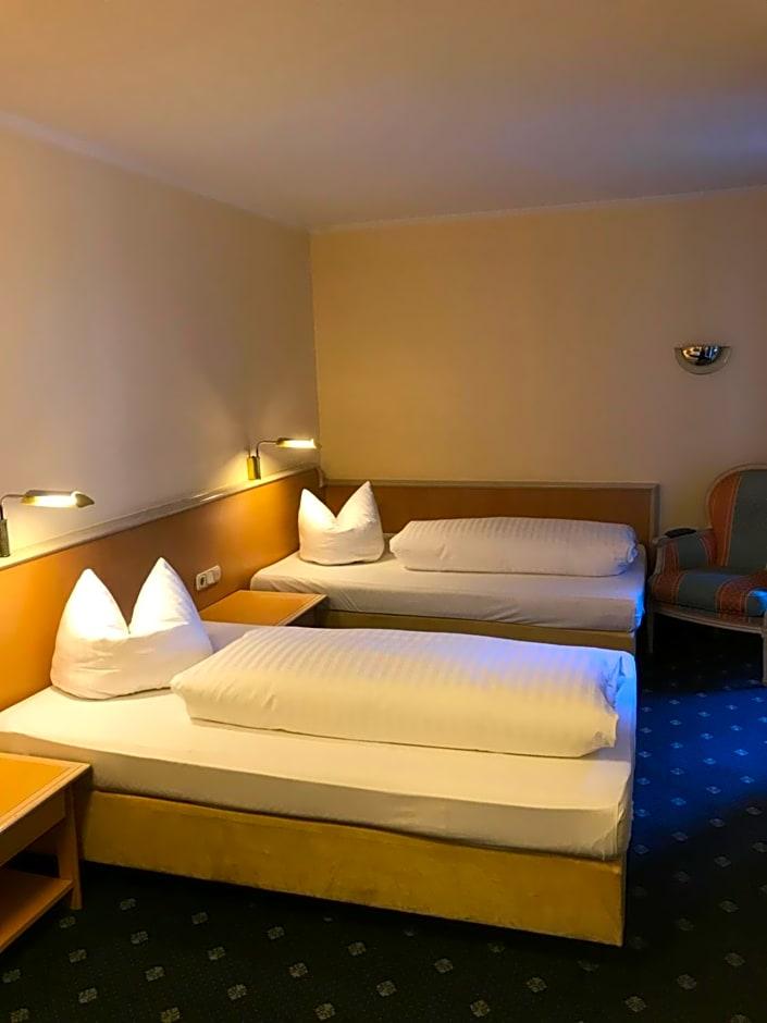 Hotel Ambiente 5/26