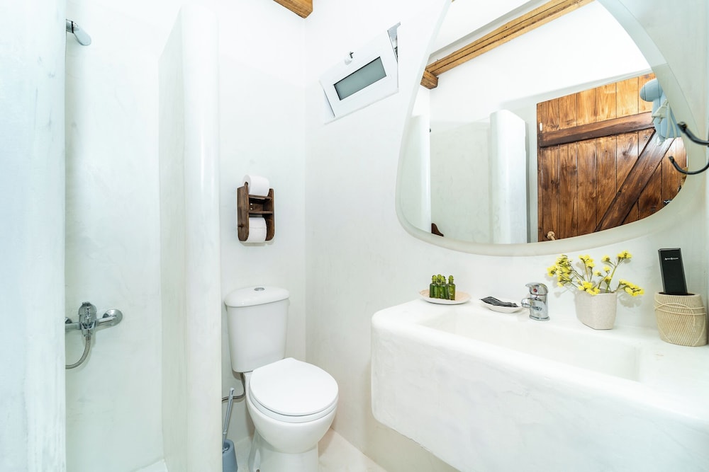 Limeri Traditional Guest House 47/50