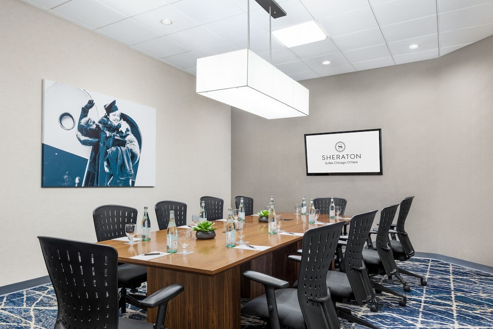 Sheraton Chicago O Hare Airport Hotel 67/73