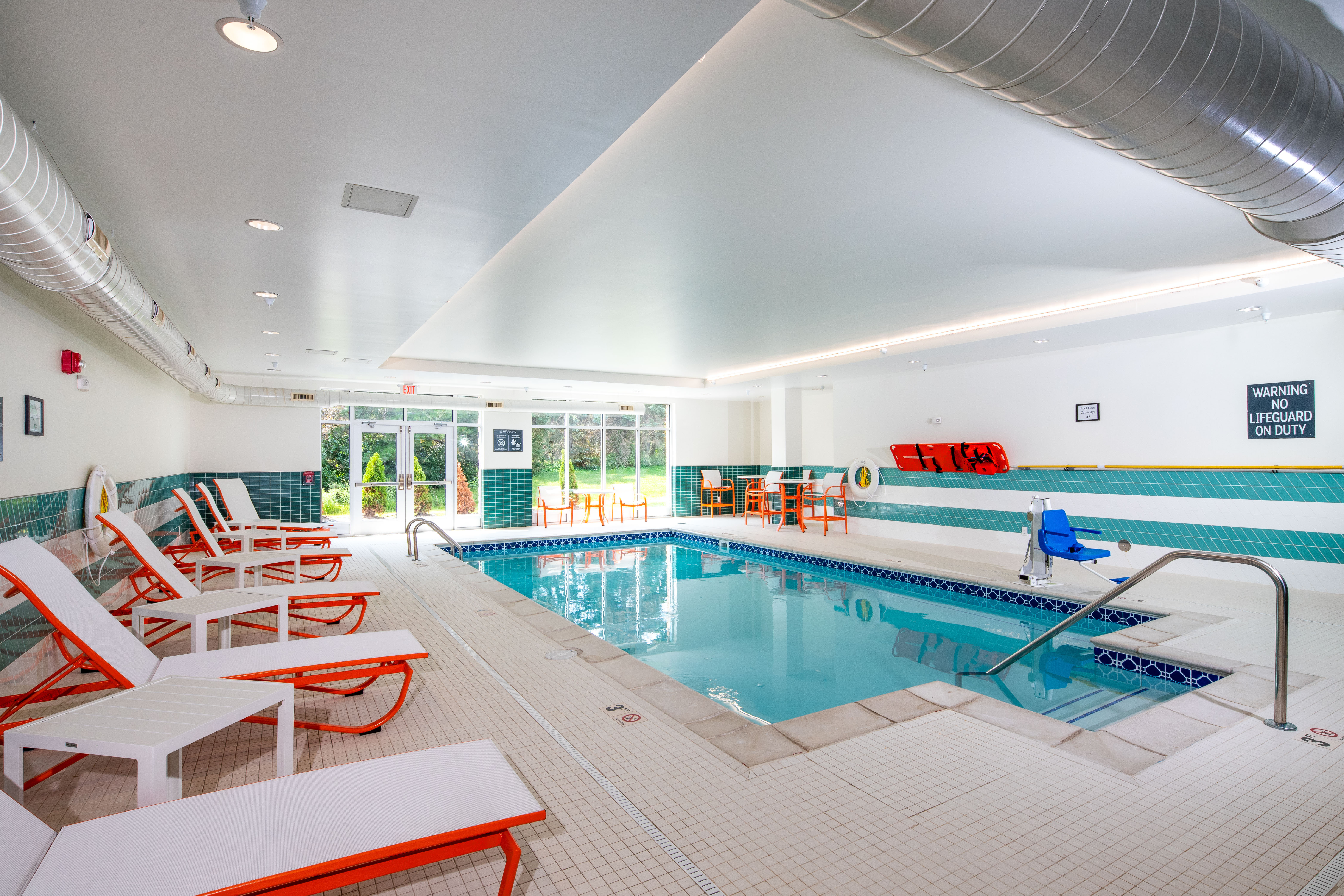 Holiday Inn & Suites Detroit - Troy, an IHG Hotel 24/50
