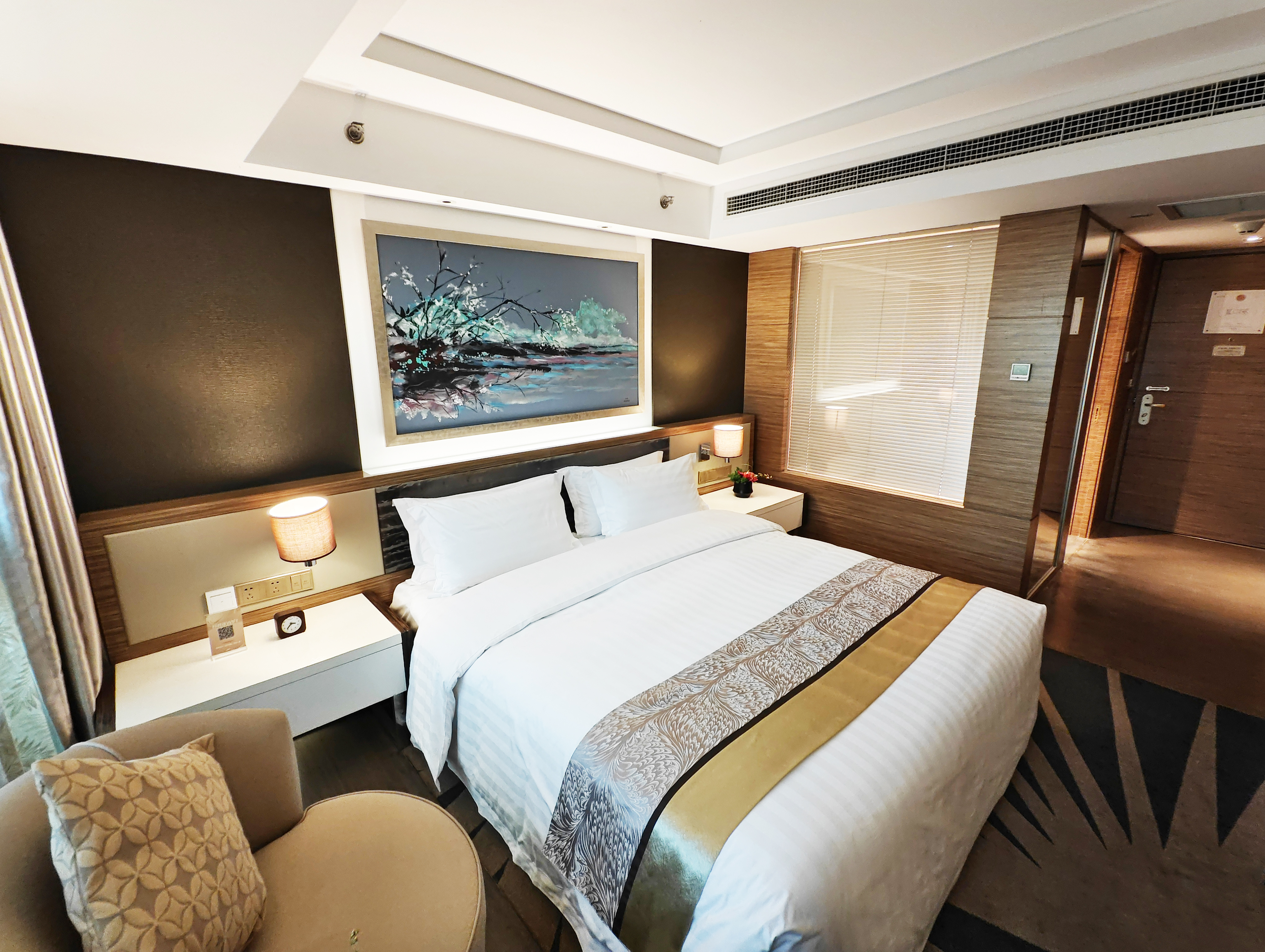 غرفة بزنس بسرير مزدوج