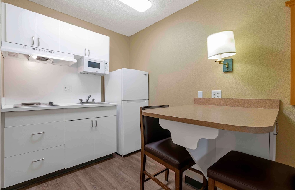 Extended Stay America Suites Sacramento - South Natomas 41/51