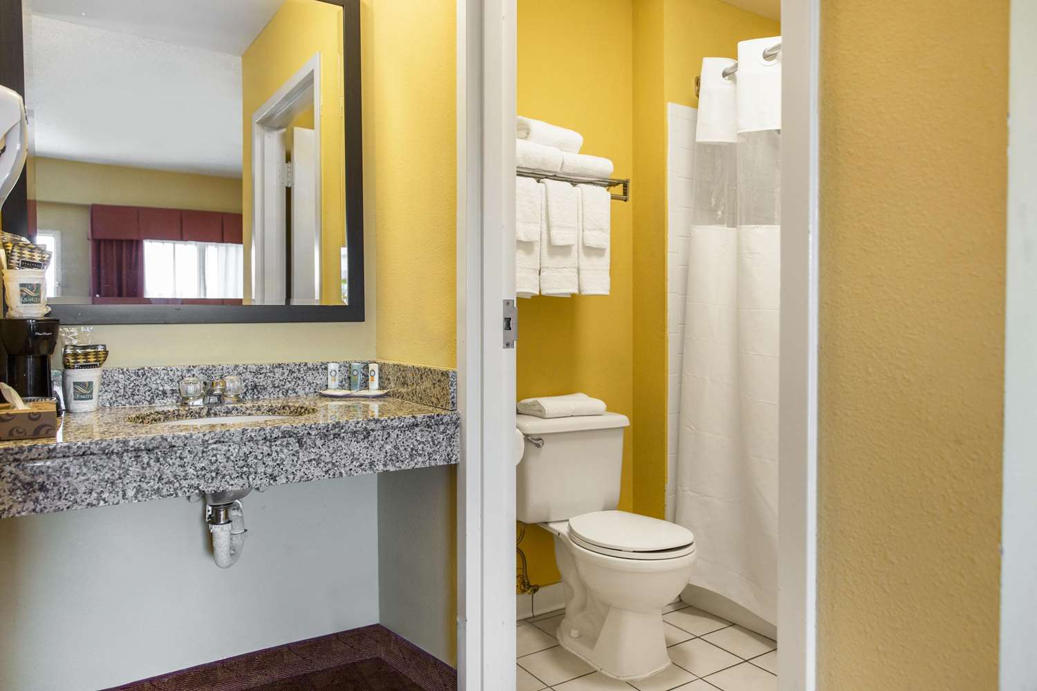Quality Inn Calera I-65 exit 231 14/15