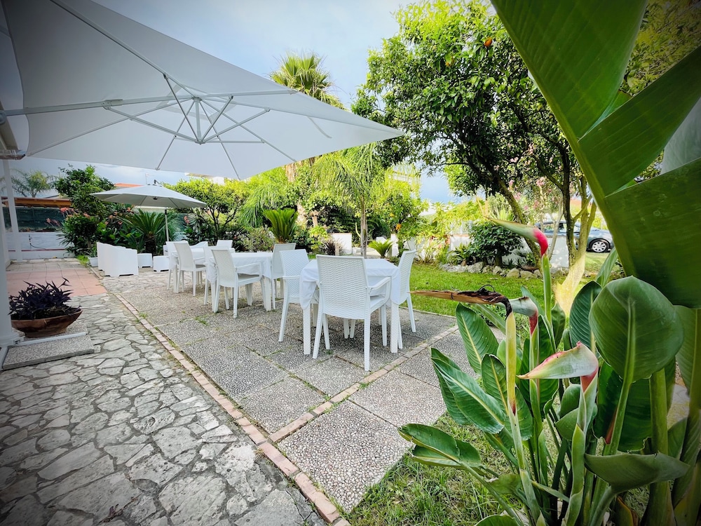 Albergo Minturnae 39/49