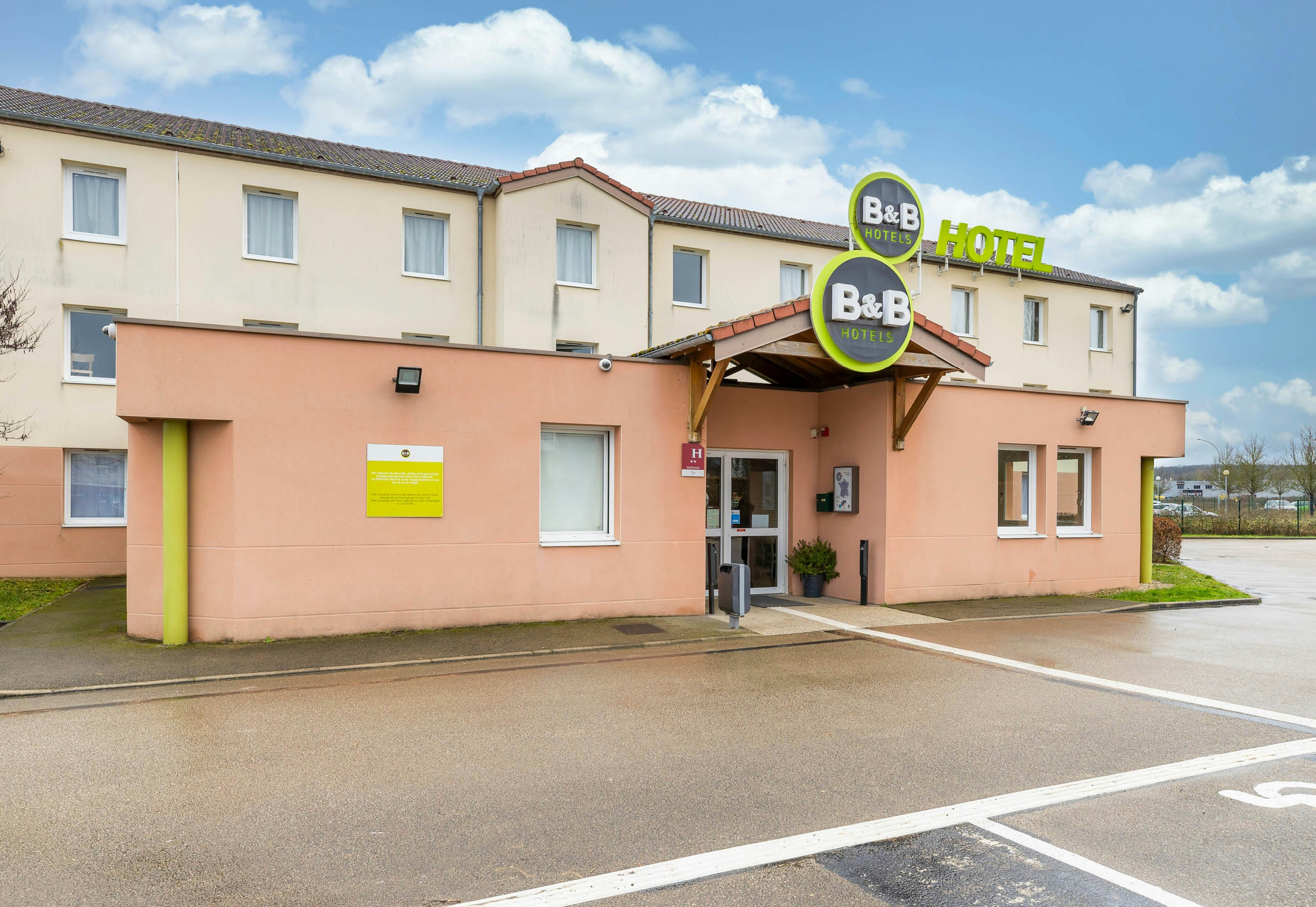 B&B HOTEL Auxerre Moneteau 48/50